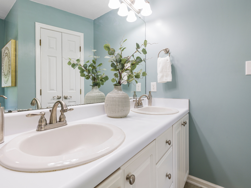Basin, Sink Cabinet And Ceramic set
