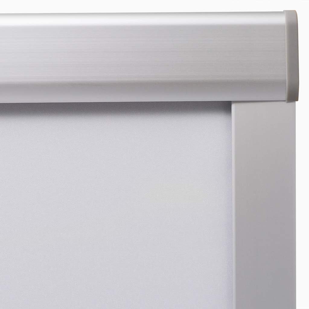 Blackout Roller Blinds White M04/304 GGL and GGU