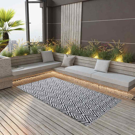 Outdoor Carpet | White and black | Polypropylene (PP) | 120 x 180 cm