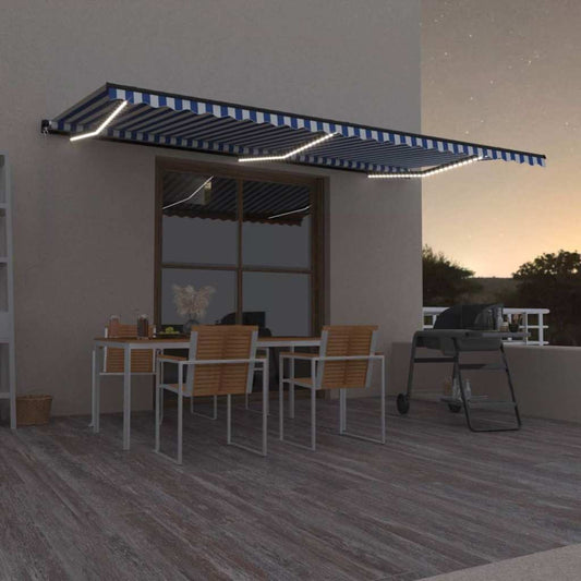 Retractable Awning | Blue and white