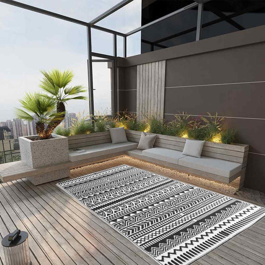 Outdoor Rug | Black | Polypropylene | 160 x 230 cm |  Pattern