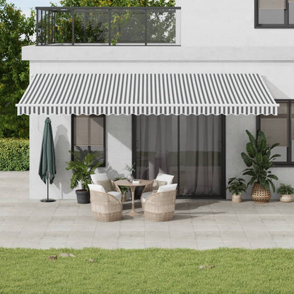 Retractable Awning | Anthracite and white