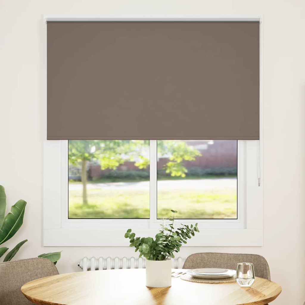 Roller Blind Blackout Coffee 125x130 cm Fabric Width 121.6 cm Polyester