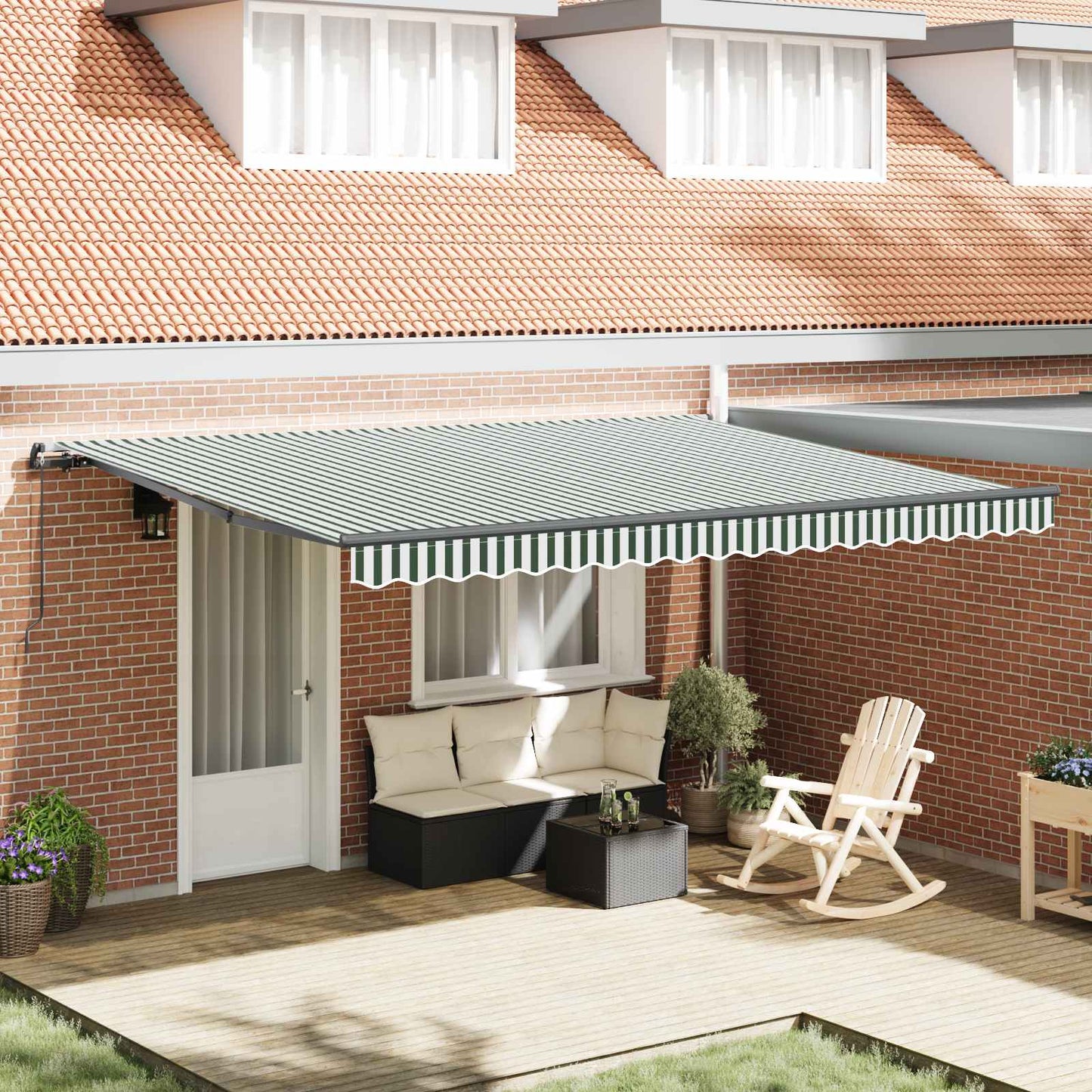 Retractable Awning Green and White 450 x 300 cm