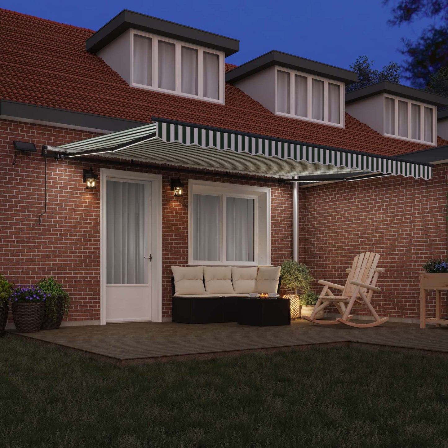 Retractable Awning Green and White 450 x 300 cm