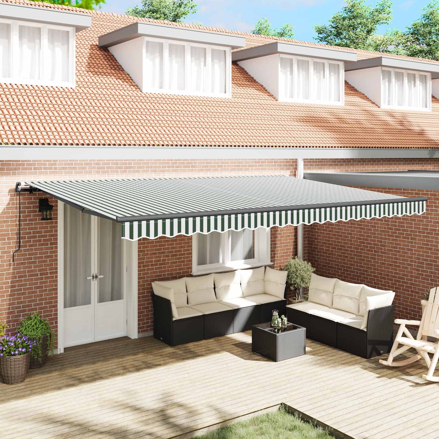 Retractable Awning Green and White 500 x 300 cm
