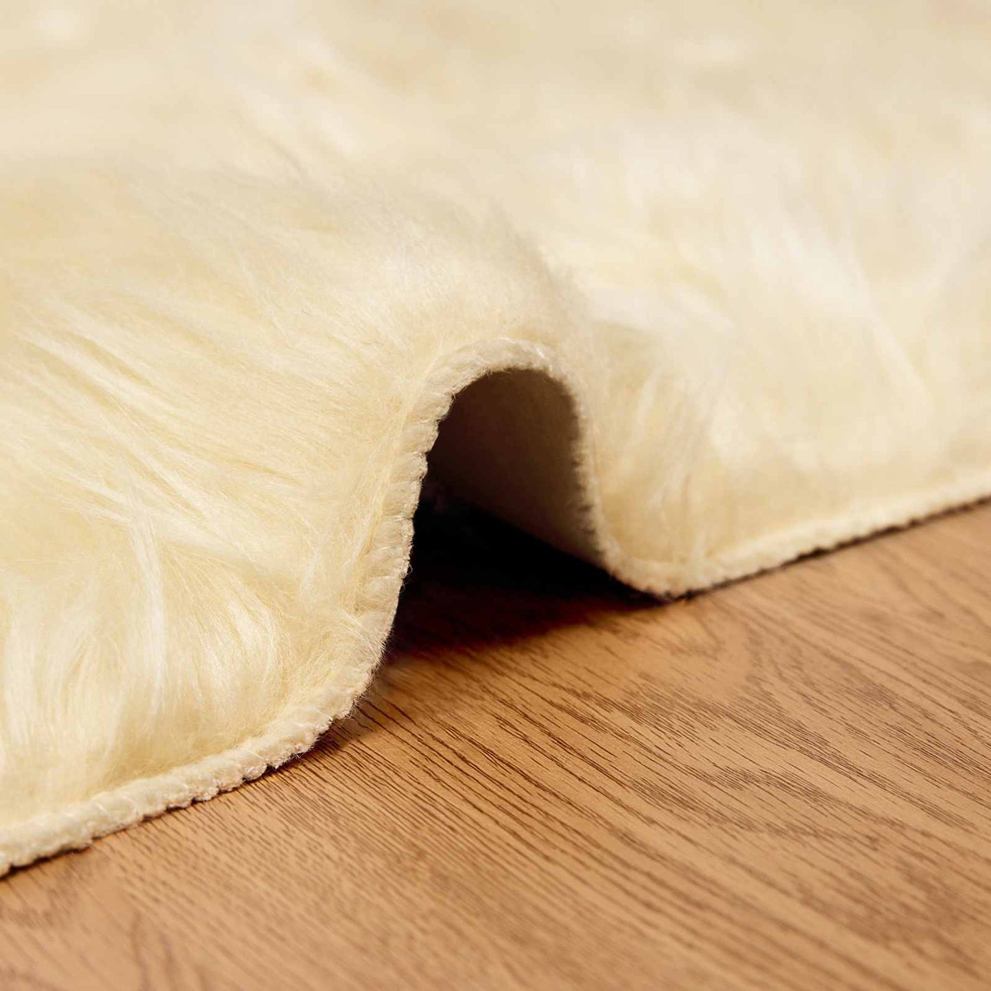 Faux Sheepskin Rug TAFALLA Cream 160 x 160 cm Polyester