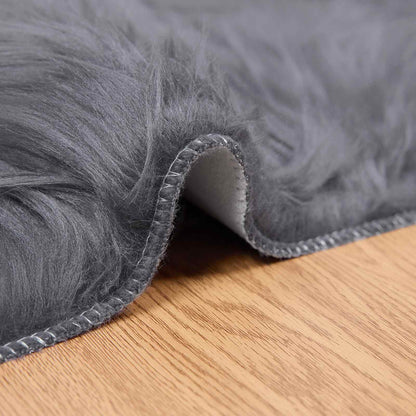 Faux Sheepskin Rug TAFALLA Anthracite 140 x 200 cm Polyester
