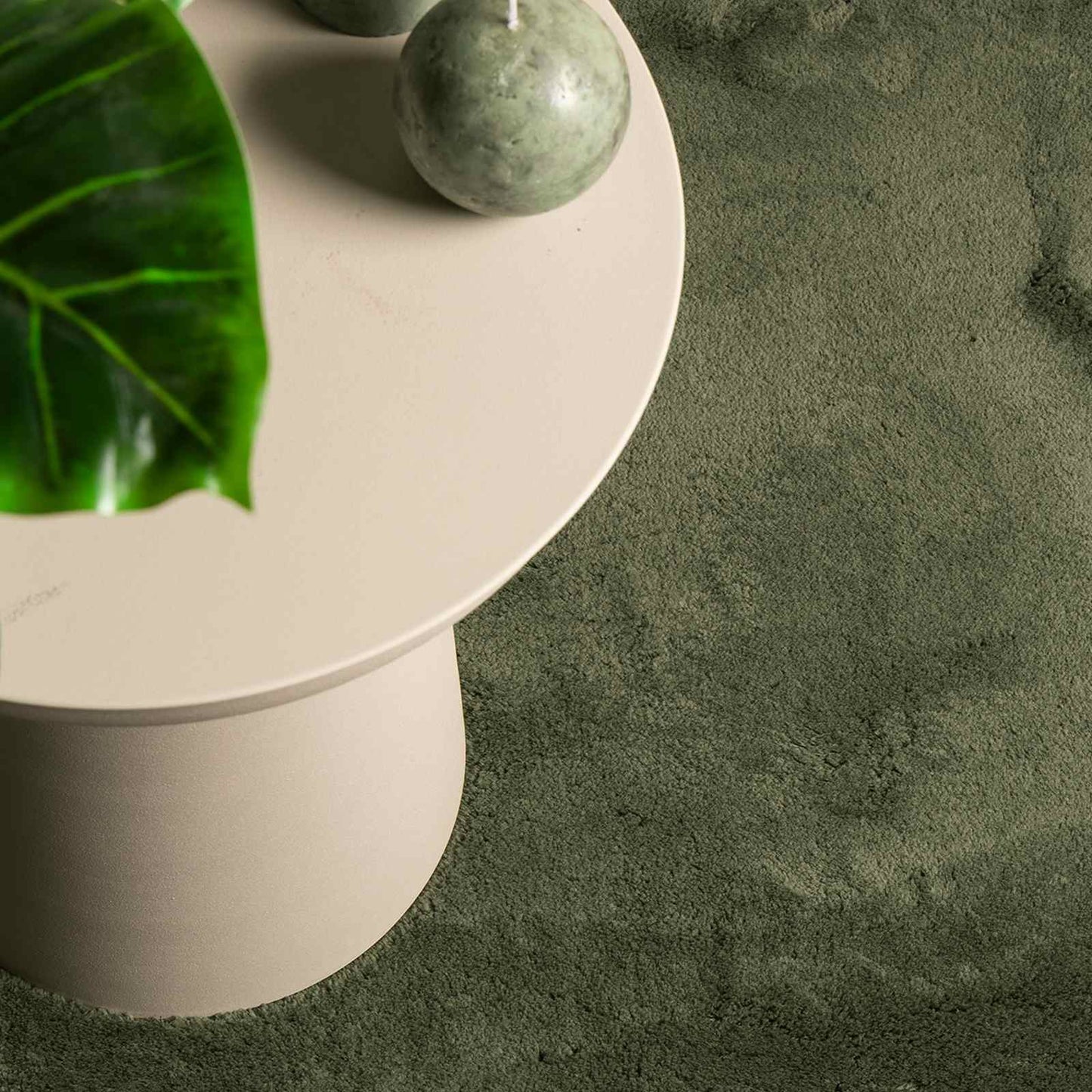 Medium Pile Soft and Washable Rug HUARTE Forest green Polyester