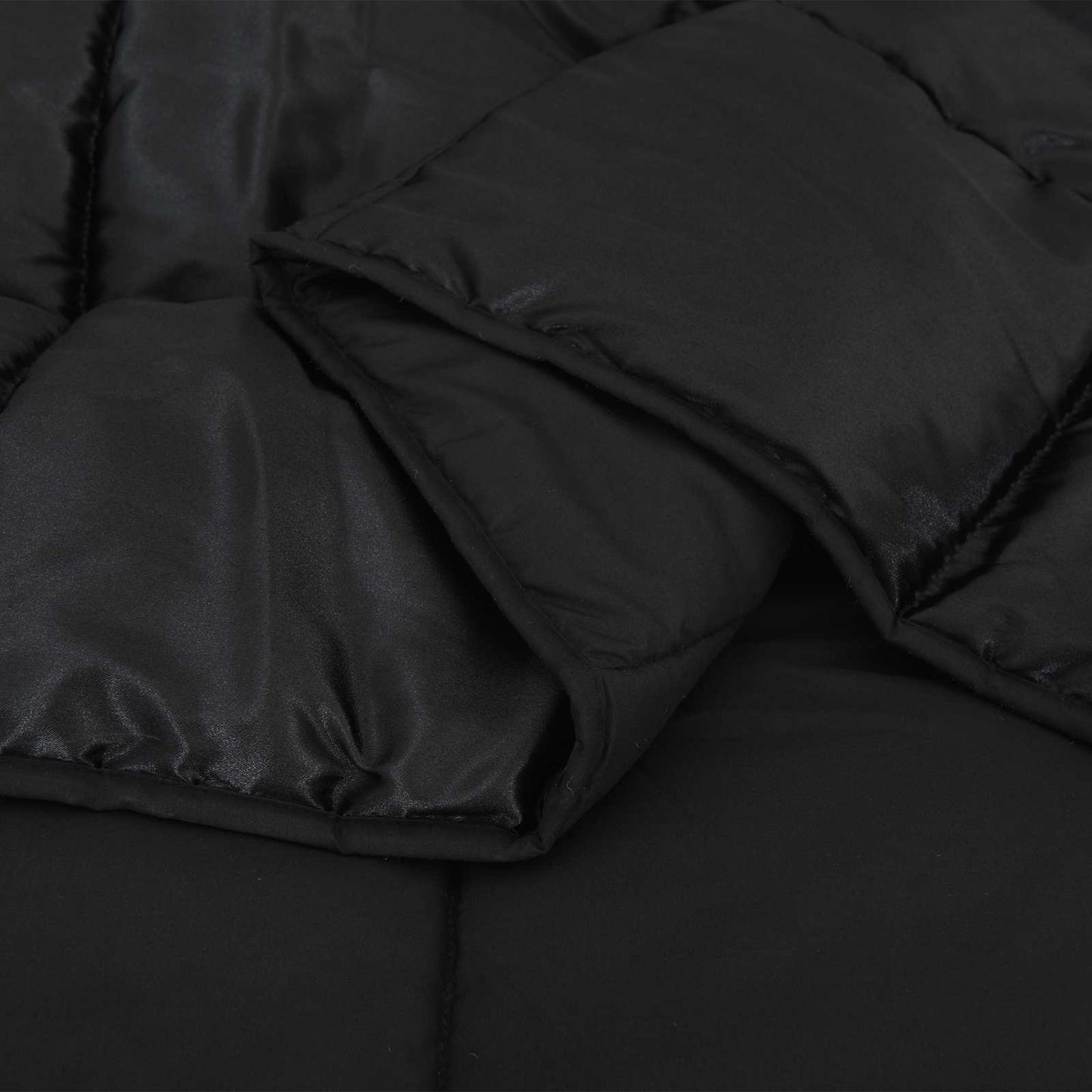 Full Year Duvet Black 200 x 200 cm Satin and Microfiber
