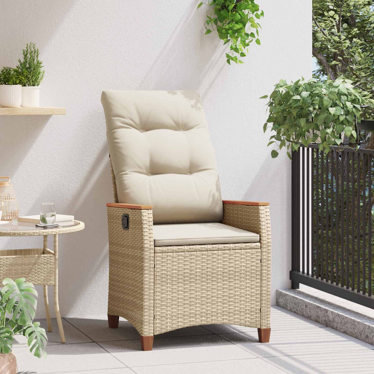 Reclining Garden Chair Beige and Cream 25.20 x 22.64 x 44.09 in